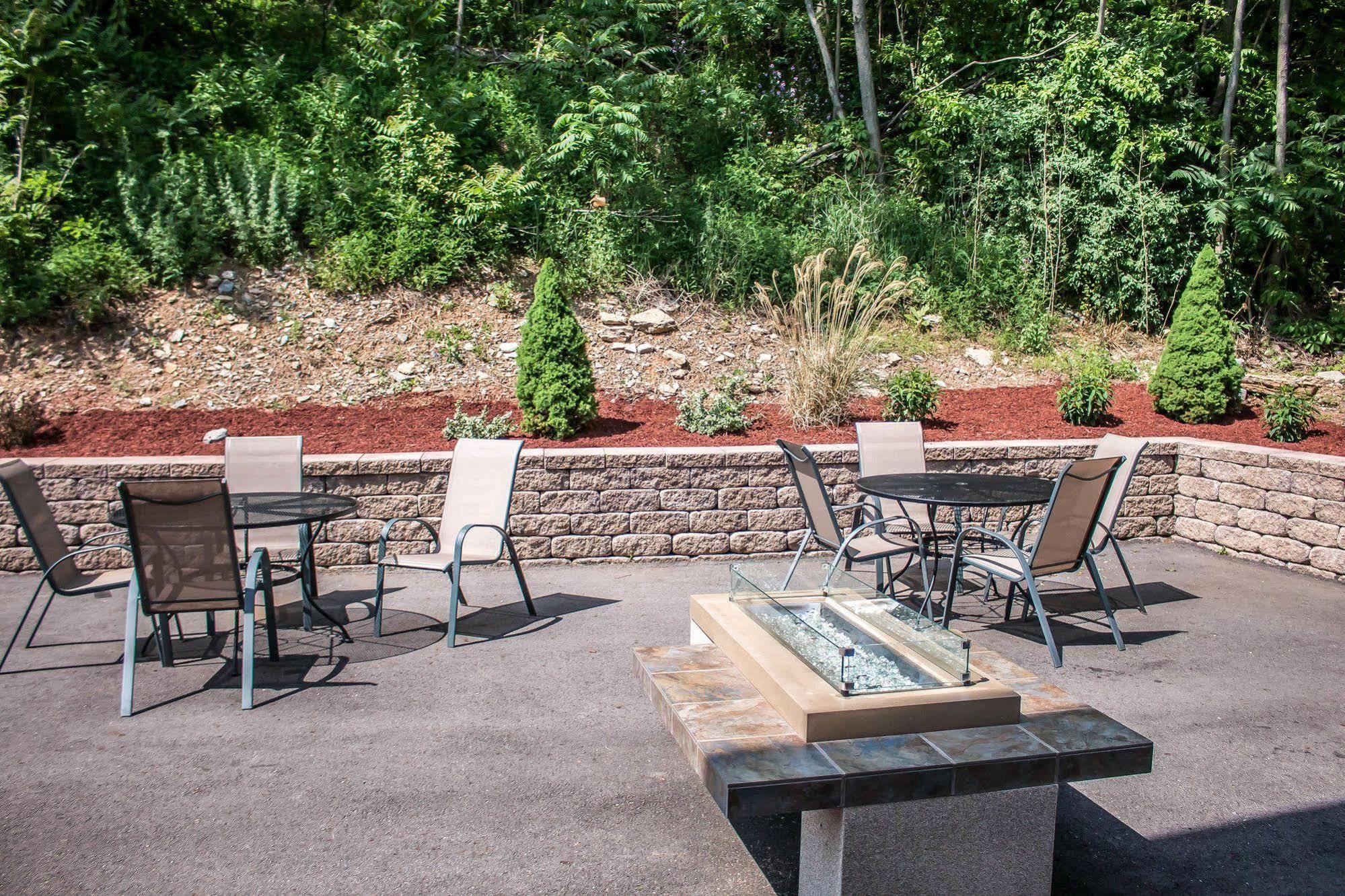 Liberty Lodge Williamsport Extérieur photo
